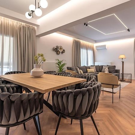 Ferienwohnung Phaedrus Living Luxury Penthouse Ploutarchou Athen Exterior foto