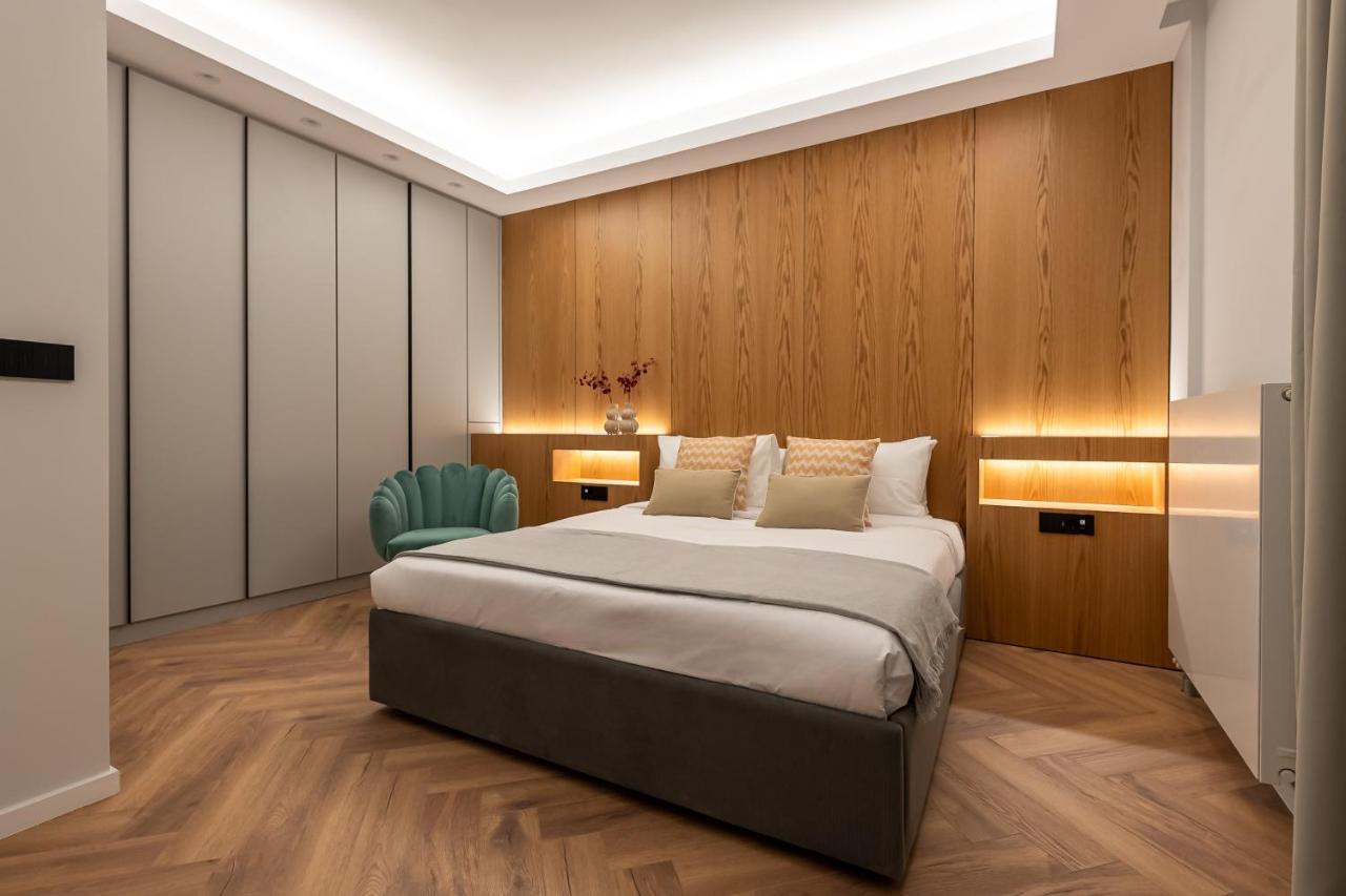 Ferienwohnung Phaedrus Living Luxury Penthouse Ploutarchou Athen Exterior foto