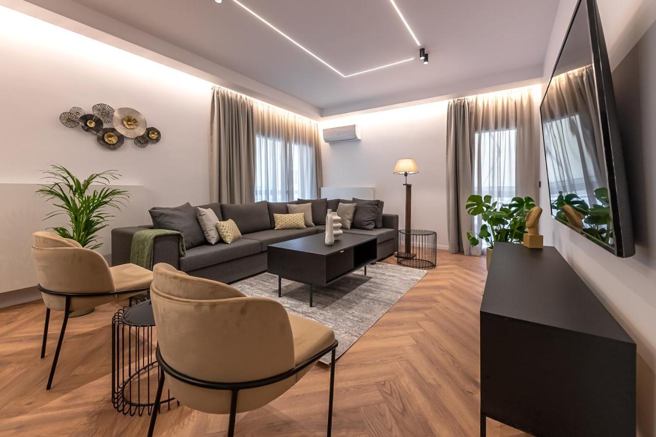 Ferienwohnung Phaedrus Living Luxury Penthouse Ploutarchou Athen Exterior foto
