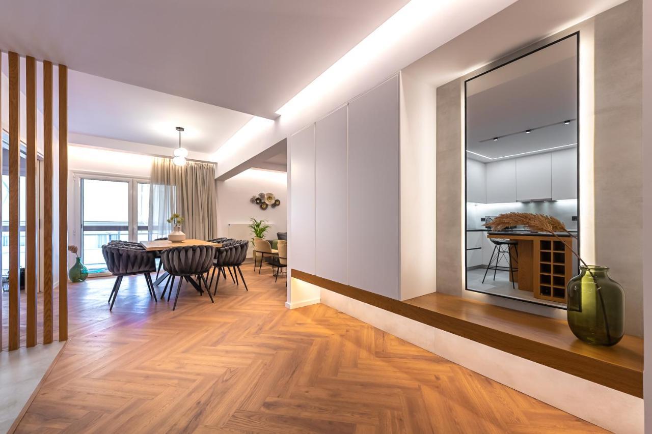 Ferienwohnung Phaedrus Living Luxury Penthouse Ploutarchou Athen Exterior foto